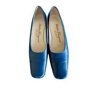 Vintage Salvatore Ferragamo Navy Chunky Heeled Loafers Made in Italy size 7